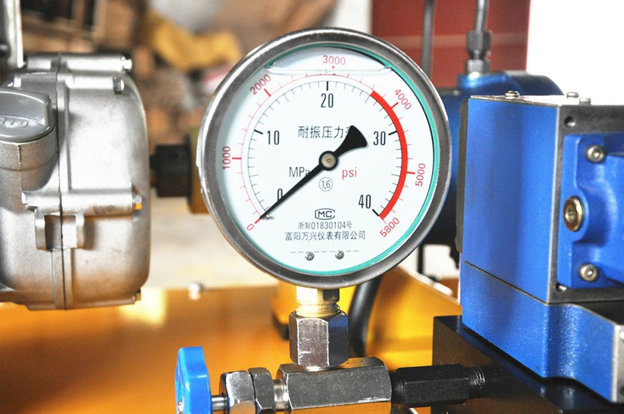 本田汽油機(jī)，野外作業(yè)機(jī)動(dòng)泵液壓站